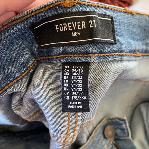 Men’s F21 in Light Wash Slim Fit size 34×32 - Picture 4 of 4